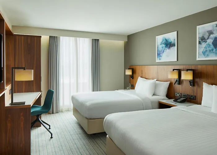 Courtyard By Marriott London Gatwick Airport